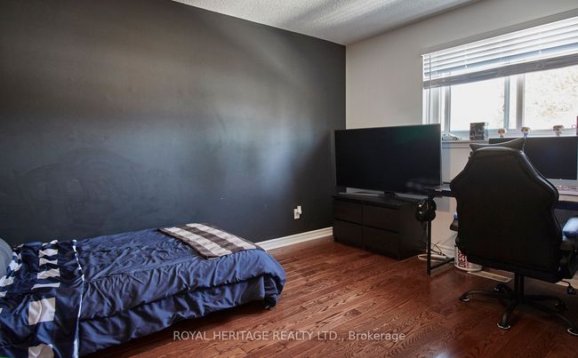 28 Cawker Crt, House other with 5 bedrooms, 4 bathrooms and 4 parking in Whitby ON | Image 30