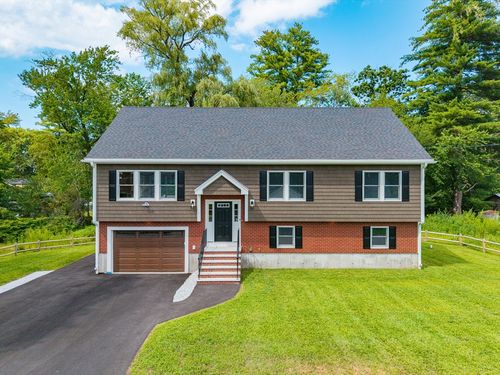 6 Mchugh Ave, Billerica, MA, 01821-5944 | Card Image