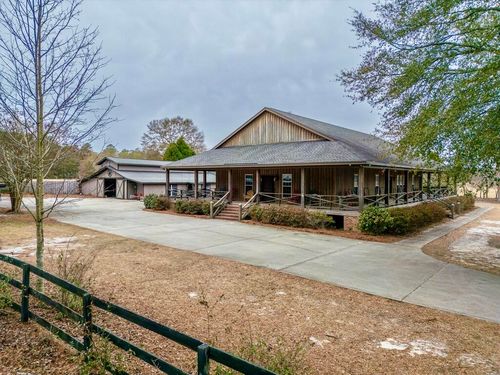 62 Moore Dr, Barnwell, SC, 29812-8619 | Card Image