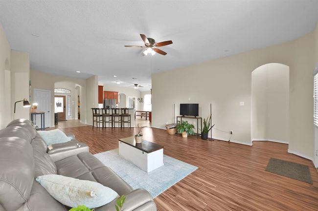 3307 Ellscott Ct, House other with 4 bedrooms, 2 bathrooms and 2 parking in Spring TX | Image 7