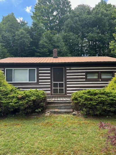 916 Laurel Valley Rd., House other with 2 bedrooms, 1 bathrooms and null parking in Troutdale VA | Image 1