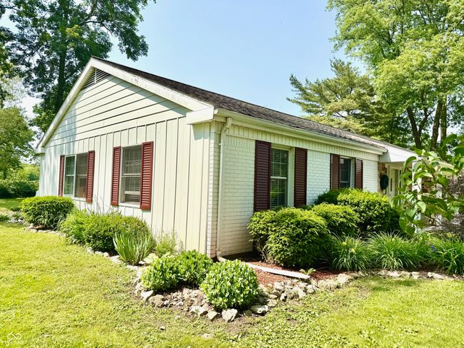 1550 S 100 W, House other with 3 bedrooms, 2 bathrooms and null parking in Hartford City IN | Image 20