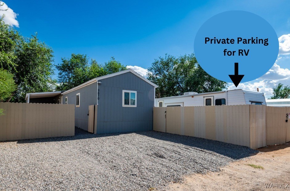 Neal Ave, Kingman, AZ 86409