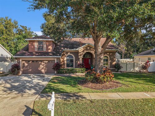 1023 Legends Pass Dr, Valrico, FL, 33594-3733 | Card Image