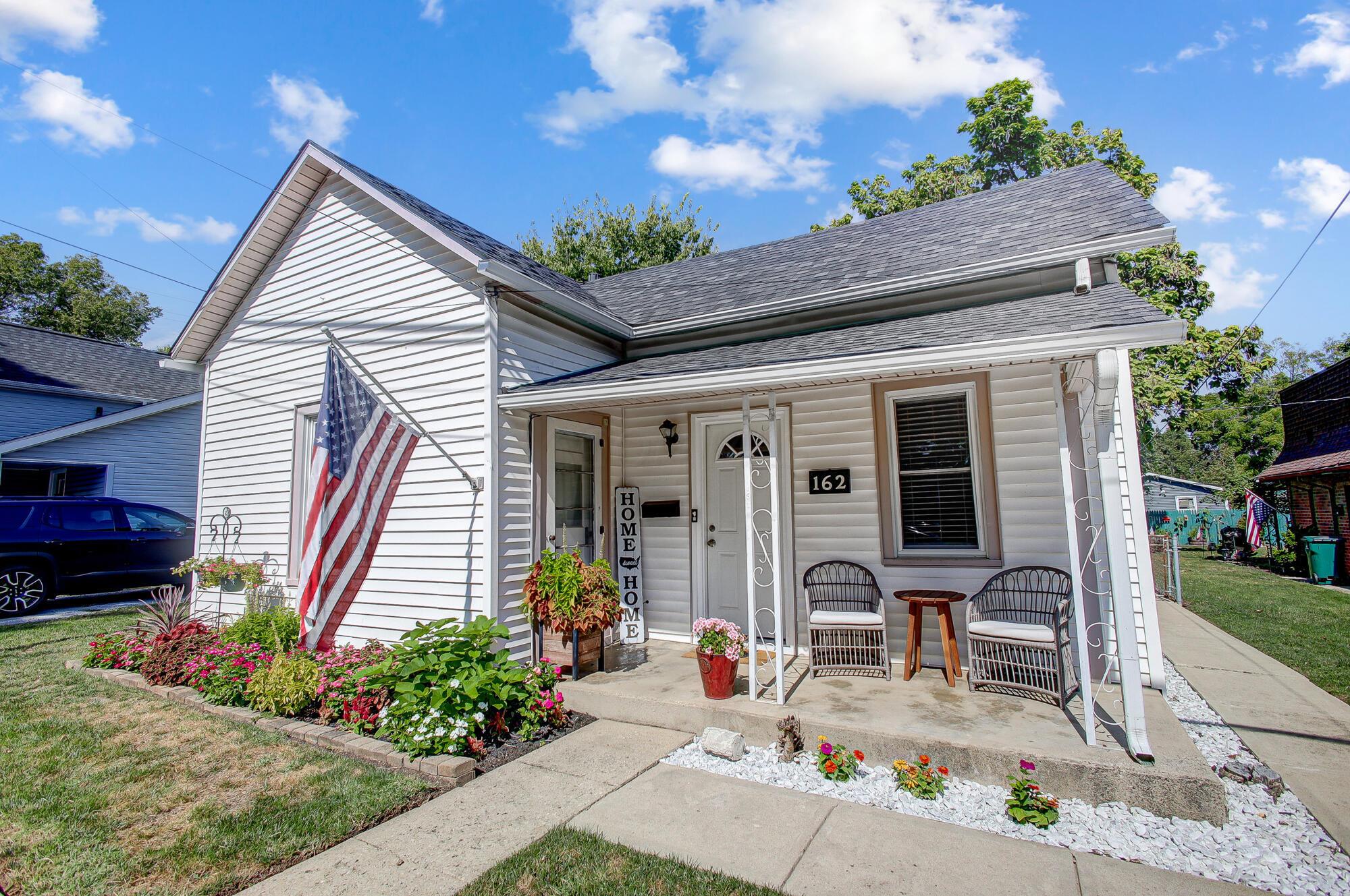 Smith St, West Jefferson, OH 43162