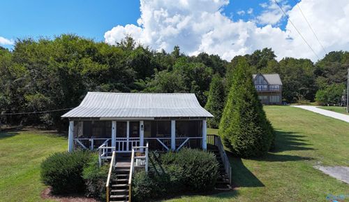 223 Pinewood Dr, Langston, AL, 35755-7015 | Card Image