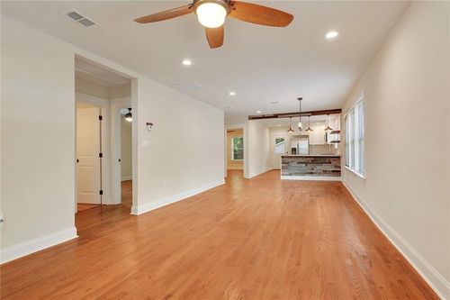 1060 Regent St Sw, Atlanta, GA, 30310-5040 | Card Image