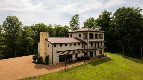 66 Shawnokee Trl, Charlotte, TN, 37036-1402 | Card Image