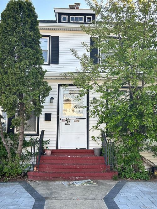 92-14 219th St, Queens Village, NY, 11428-1851 | Card Image