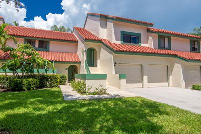 G - 15 Lexington Lane E, Condo with 2 bedrooms, 2 bathrooms and null parking in Palm Beach Gardens FL | Image 3