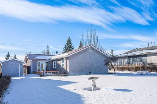 5109 46 Ave, Vermilion, AB, T9X1Y1 | Card Image