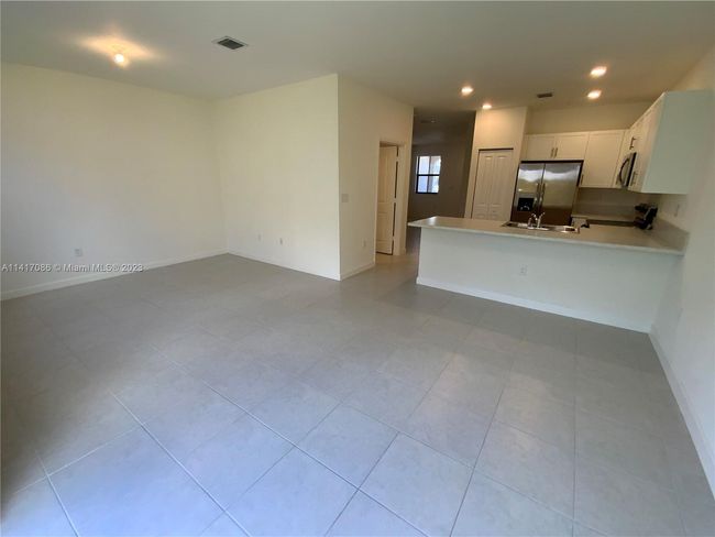 0 - 11972 Sw 244 Ln, Townhouse with 3 bedrooms, 2 bathrooms and null parking in Miami FL | Image 26