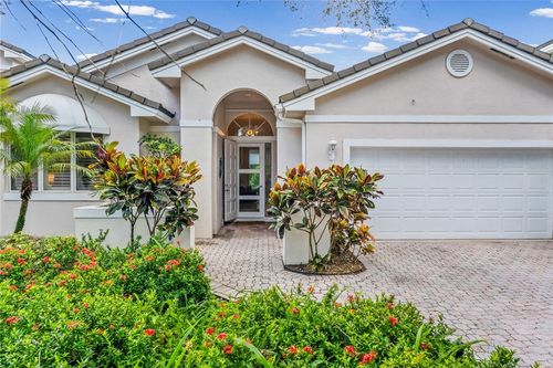 240 S Peppertree Dr, Vero Beach, FL, 32963-5012 | Card Image