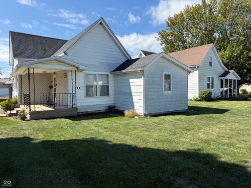 727 N A St, Elwood, IN, 46036-1420 | Card Image