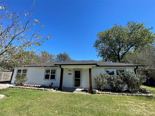 7303 Carol Dr, Greenville, TX, 75402-8110 | Card Image