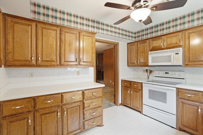 2909 Dover Dr, House other with 3 bedrooms, 2 bathrooms and null parking in Sherman TX | Image 12