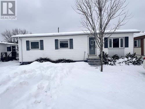 152 Cedar Cres, Atikokan, ON, P0T1C0 | Card Image