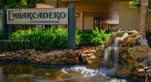 a31-5252 Ne 6th Ave, Oakland Park, FL, 33334-3339 | Card Image