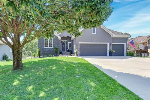 14744 Fairway St, Leawood, KS, 66224-4605 | Card Image