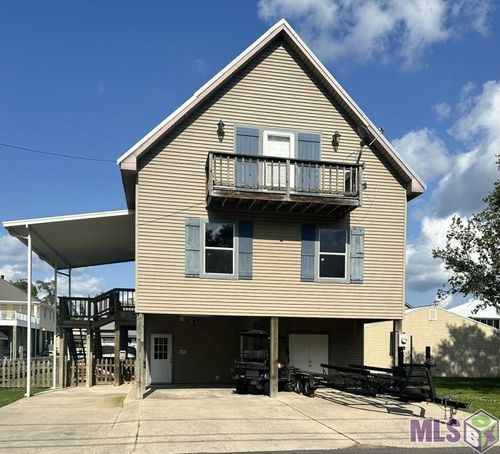 669 Michel Rd, Pierre Part, LA, 70339 | Card Image