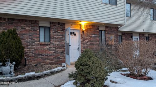 21 Jesse Rd, Howell, NJ, 07731-2069 | Card Image