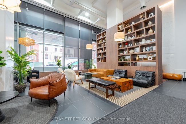 3212 - 21 Widmer St, Condo with 2 bedrooms, 1 bathrooms and null parking in Toronto ON | Image 5