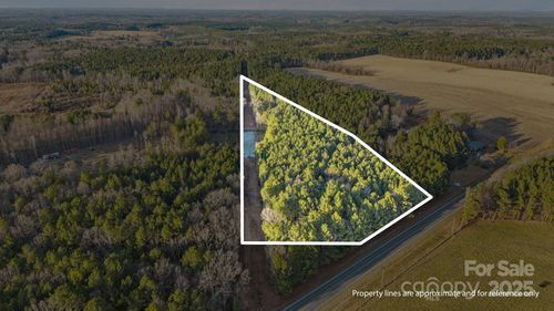 16034 Nc Highway 24 27, Eagle Springs, NC, 27242-8107 | Card Image