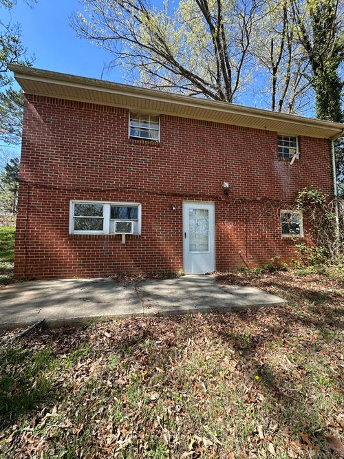 1701 Mayfield Dr, Roanoke, VA, 24014-6000 | Card Image