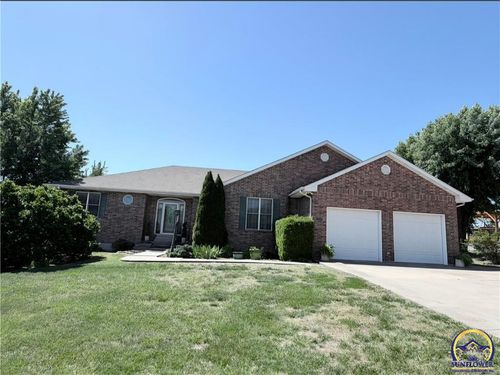 pryor-street-819 Street, Iola, KS, 66749-4002 | Card Image