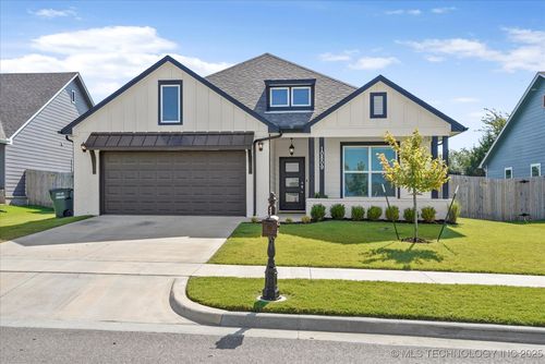 10809 N 121st East Ave, Owasso, OK, 74055-5245 | Card Image