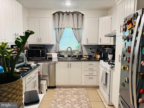 7734 Bradford St, PHILADELPHIA, PA, 19152-3810 | Card Image