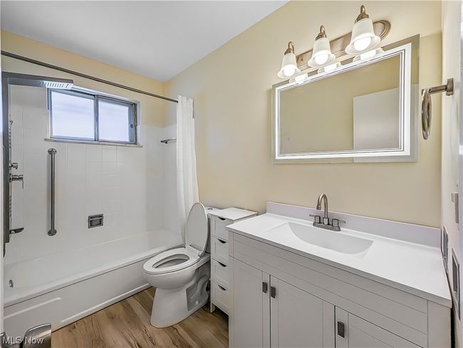 APT-10K - 21884 River Oaks Dr, Condo with 1 bedrooms, 1 bathrooms and null parking in Rocky River OH | Image 16
