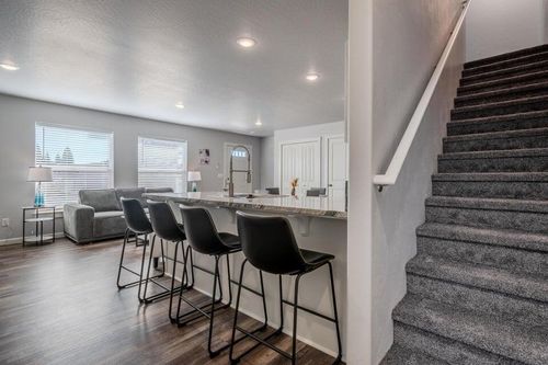 7881 Houston Loop, White City, OR, 97503 | Card Image