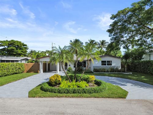 4450 Ne 15th Ter, Oakland Park, FL, 33334-5526 | Card Image