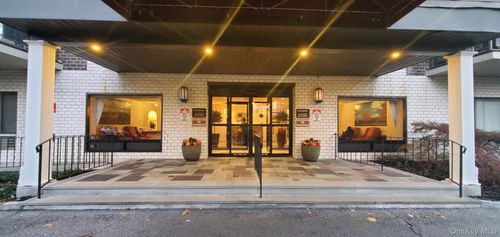 3l-160 Academy St, Poughkeepsie, NY, 12601-4502 | Card Image