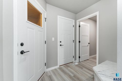 6505 E Steel St Street, Sioux Falls, SD, 57110 | Card Image