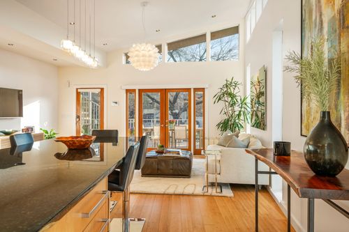 a-1700 Ravey St, Austin, TX, 78704-4927 | Card Image