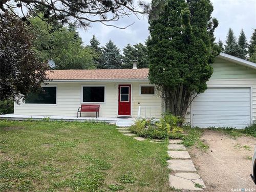 443 1st St E, Annaheim, SK, S0K2A1 | Card Image