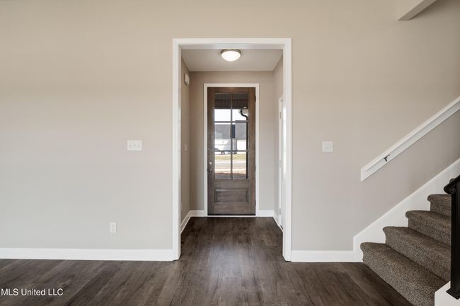 Entry | Image 7