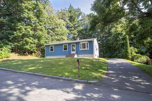 41 Rosedale Ave, Springfield, MA, 01128-1135 | Card Image
