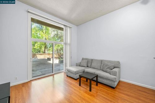 301-460 N Civic Dr, Walnut Creek, CA, 94596-3317 | Card Image