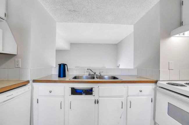 803 - 919 38 St Ne, Townhouse with 2 bedrooms, 2 bathrooms and 1 parking in Calgary AB | Image 6