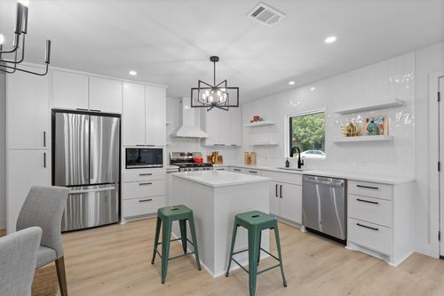 903 Cardiff Dr, Austin, TX, 78745-2100 | Card Image