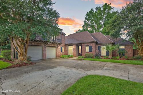 100 Carrollton Cir, Lafayette, LA, 70503-5842 | Card Image