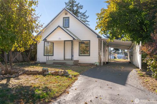 800 E Locust St, Waterville, WA, 98858-5838 | Card Image