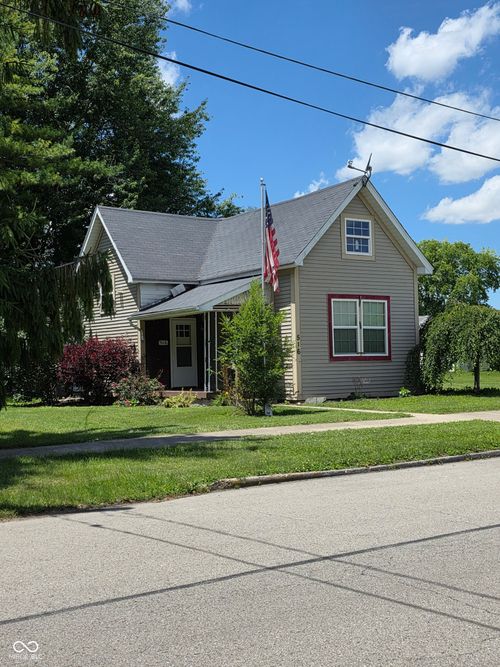 516 N Independence St, Tipton, IN, 46072-1436 | Card Image