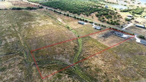 2553 Fm 1332, Jourdanton, TX, 78026 | Card Image