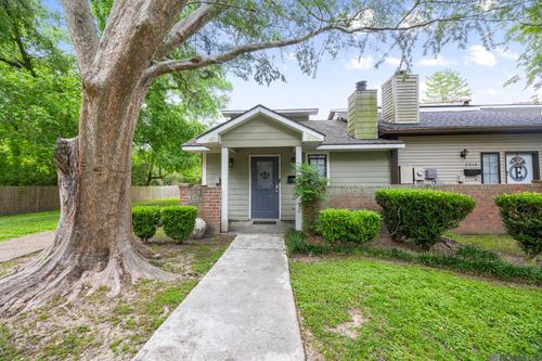 5518 Moorstone Dr, Baton Rouge, LA, 70820-4611 | Card Image