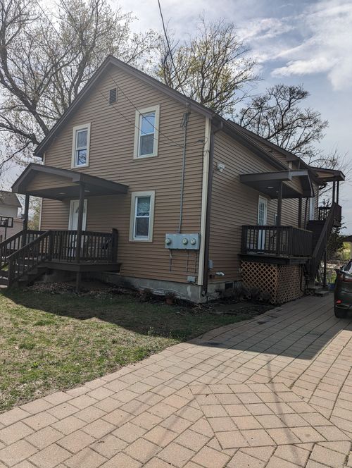 2-99 River Rd, Windsor Locks, CT, 06096-2841 | Card Image