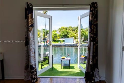 0-1949 Ne 123rd St, North Miami, FL, 33181-2804 | Card Image